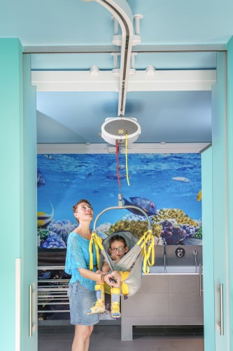 Ceiling lift - with motor fixed on the rail Ceiling lift - with motor fixed on the rail - SureHands Patient lift hoist