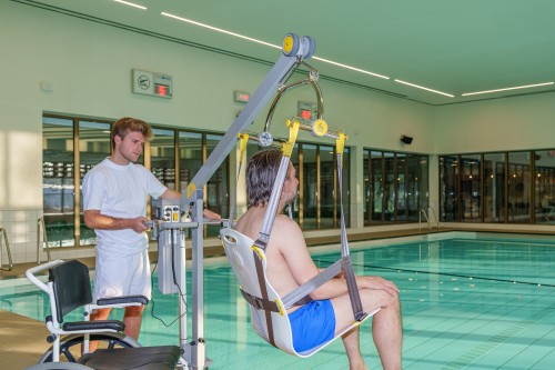 Wheelchair-to-Water™ Pool Lift - SureHands Patient lift hoist