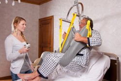 Wall-to-Wall™ lift systems ; Hygiene sling ; Standard spreader bar - SureHands Patient lift hoist