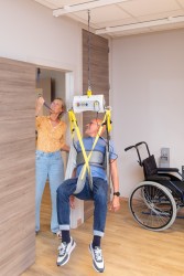 Portable ceiling motor with “tarzan” system - SureHands Patient lift hoist