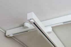 Ceiling track installations ; Traverse Rail - SureHands Lifting systems