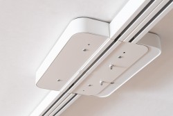 Ceiling track installations ; Points