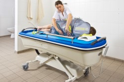 Shower-bathing trolley - SureHands Lifting systems