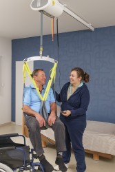 Ceiling motor ; Standard/contour sling ; Flat 2-points spreaderbar - SureHands Patient lift hoist